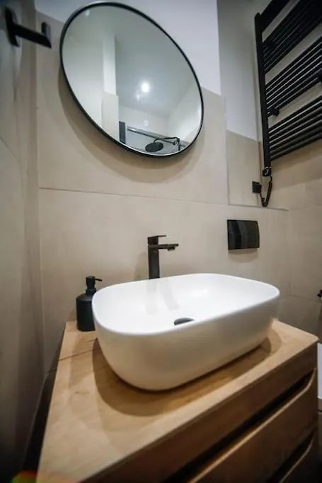 Marina'S Shore Escape Apartment 8 Rijeka