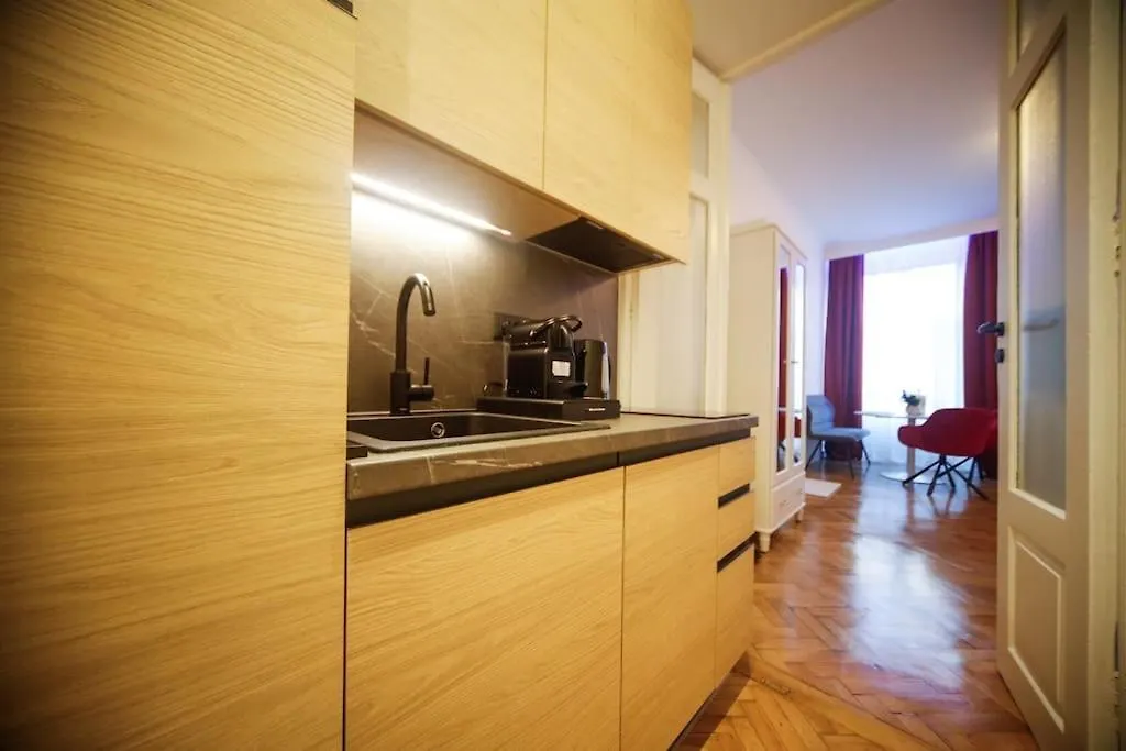 Marina'S Shore Escape Apartment 8 Риека Хорватия